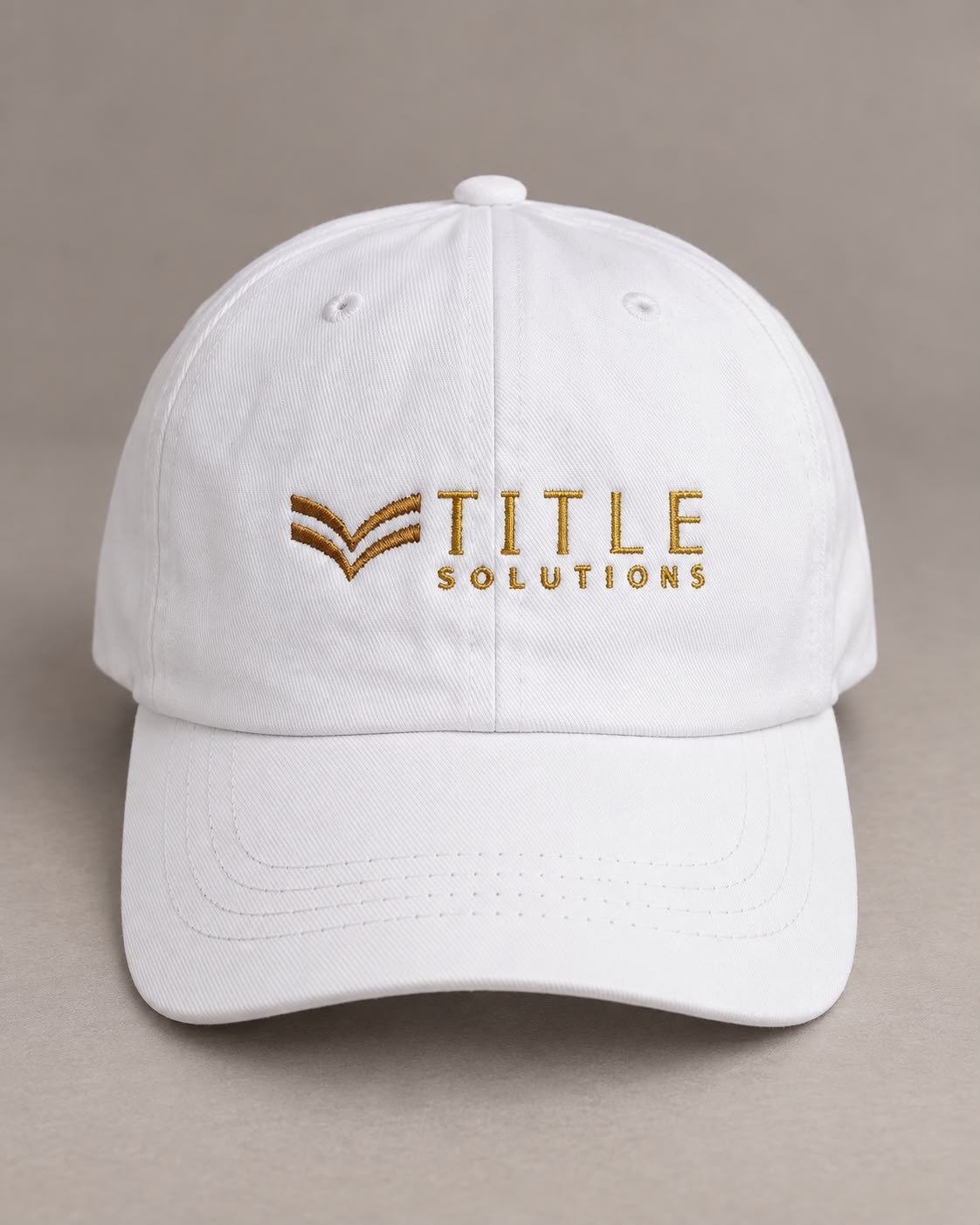 Gorra blanca bordada para clientes y colaboradores